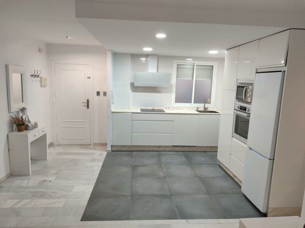 Vivienda de tres dormitorios en Chapin al lado de la universidad