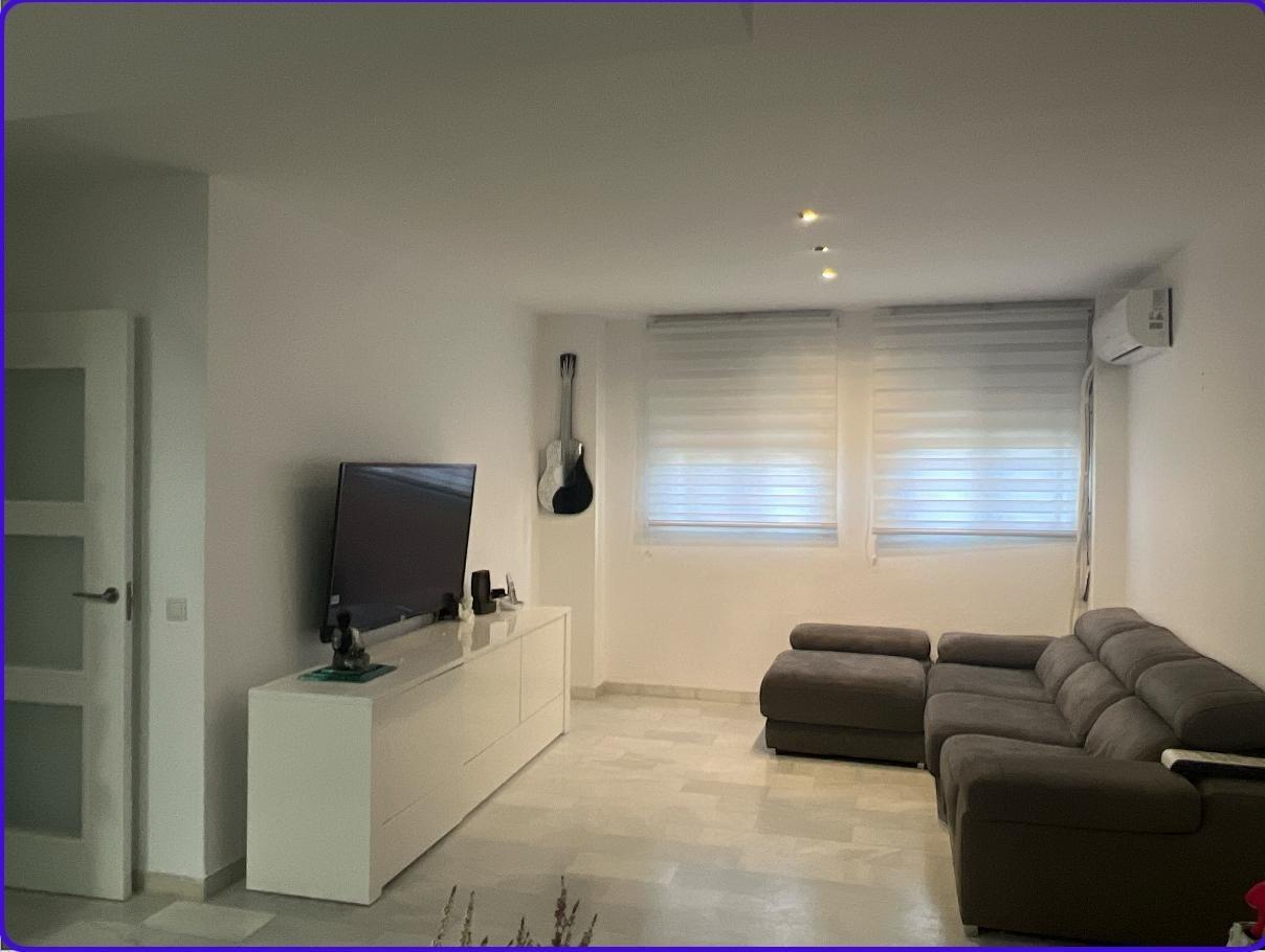 Vivienda de tres dormitorios en Chapin al lado de la universidad
