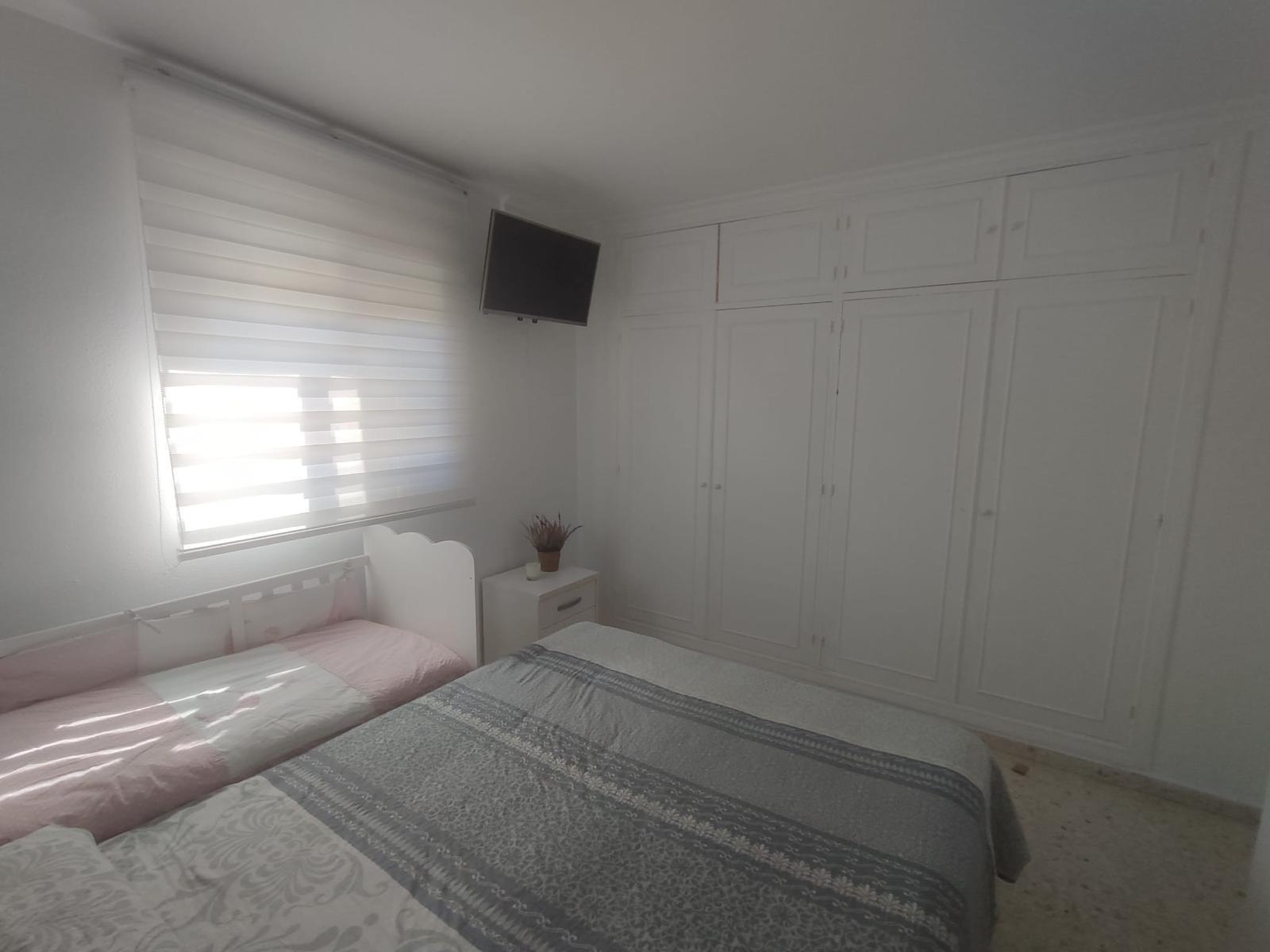 Vivienda de tres dormitorios en Chapin al lado de la universidad